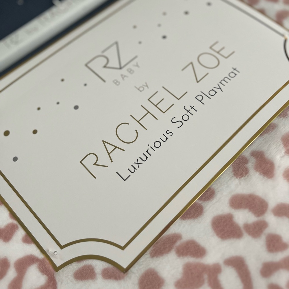 79# NWT Rachel Zoe Reversible Pink and White Animal Print Playmat - Picture 2 of 5